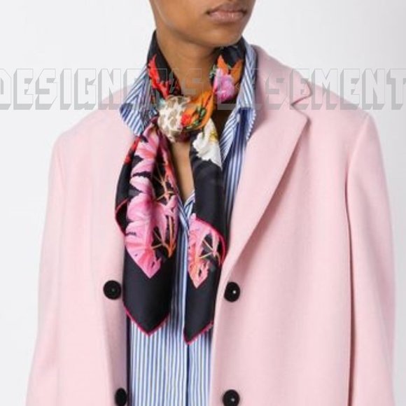 SALVATORE FERRAGAMO black Fall Leaves GIRAFFES Diamond silk scarf NWT envelope🎁 - Picture 2 of 4